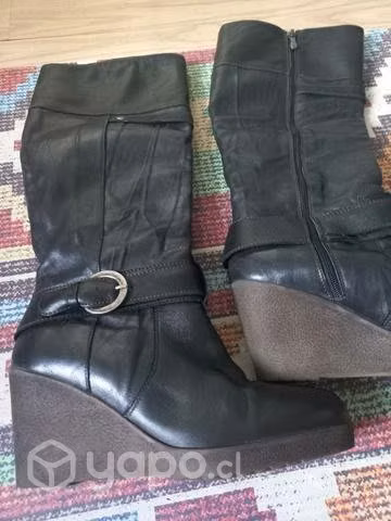 Botas marca 16 horas talla 39 - Imagen 3