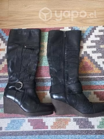 Botas marca 16 horas talla 39