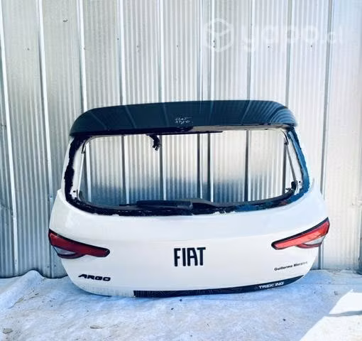 Portalón foco fiat argo