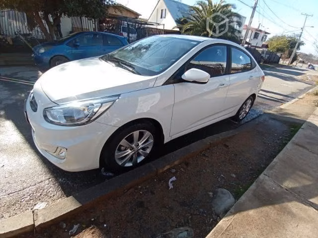 Hyundai accent 2018 - Imagen 4
