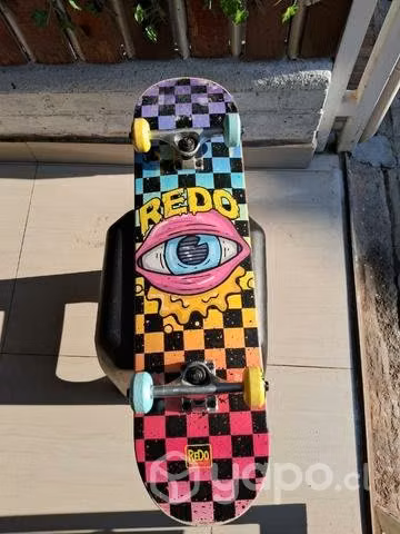 Skateboard profesional ReDo