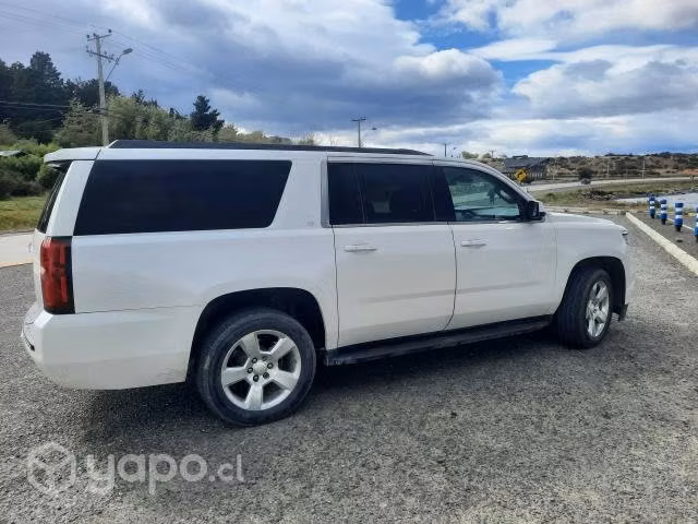 Chevrolet suburban 2016