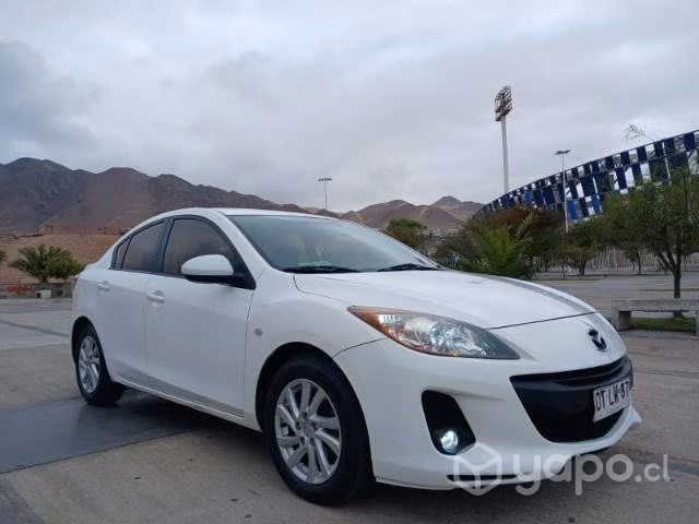 Mazda año 2012