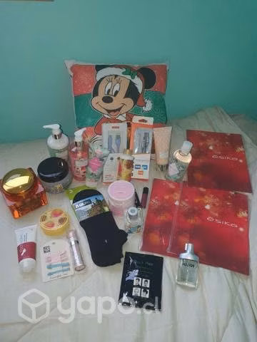 Lote de accesorios y maquillaje