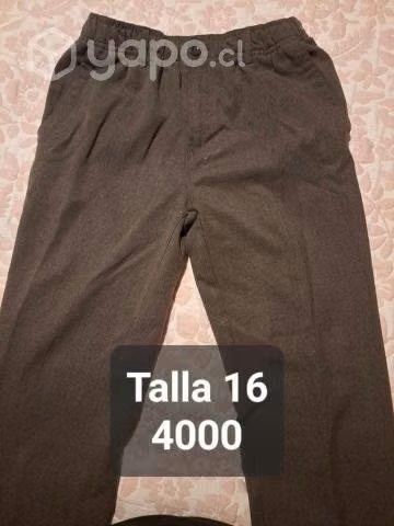Uniforme Colegio Santo Tomás talla 16 - Imagen 2