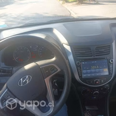Hyundai accent 2017