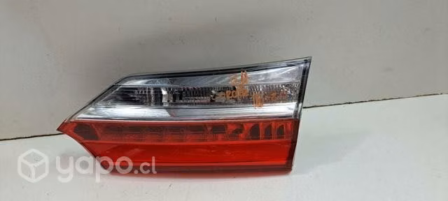 Foco trasero rh toyota corolla 19-21
