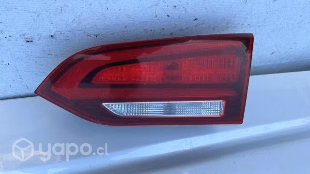 Hyundai santa fe foco derecho (16-18)