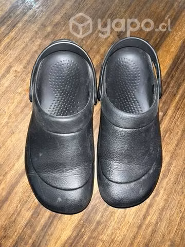 Calzado profesional antiderrapante de cocina
