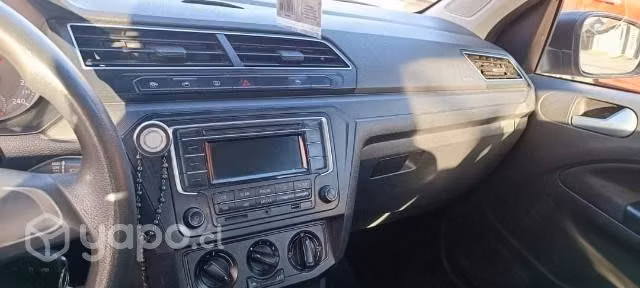Auto Volkwagen Voyage