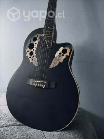 Guitarra electroacústica marca EPIC
