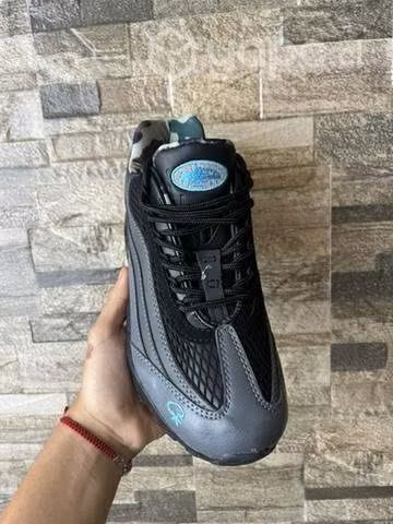 Zapatilla corteiz talla 41 - Imagen 2