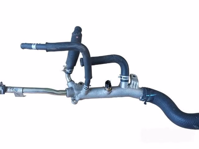 Tubo Toma de Agua Con Sensor Mitsubishi New L200