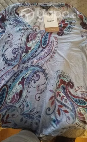 Poleras Desigual