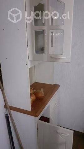 Mueble de cocina casi nuevo