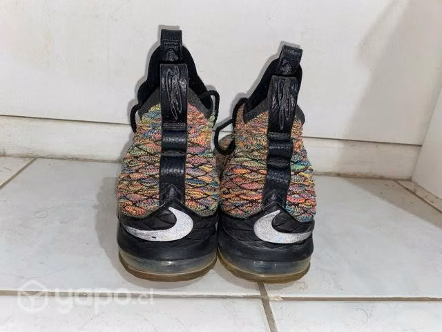 Zapatillas de Basketball Nike LeBron XV Talla 11US