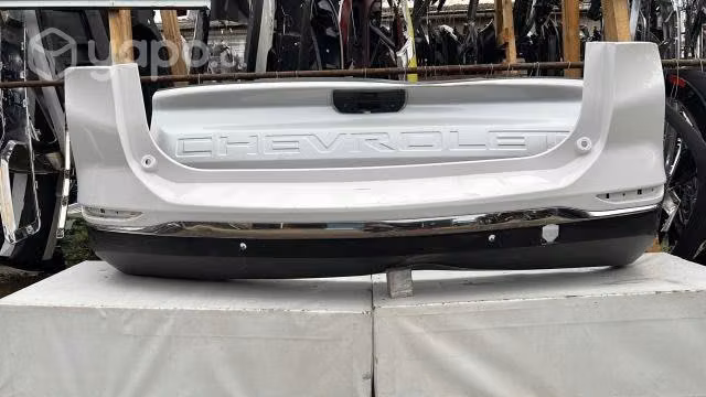Parachoque trasero chevrolet equinox (18-21)
