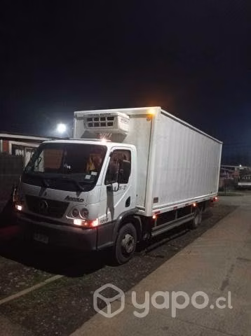 Camion Mercedes Benz Accelo 1016