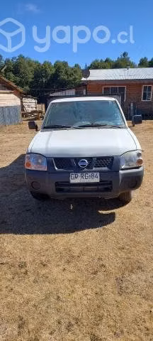 Vendo Camioneta Nissan Terrano - Imagen 2