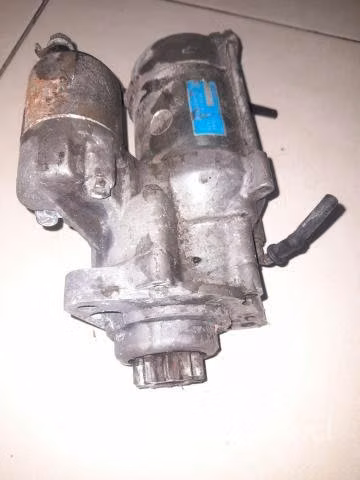 Motor de Arranque nissan Navara 4x2 año 2010