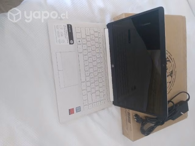 Notebook HP laptop modelo 14-cf0003la