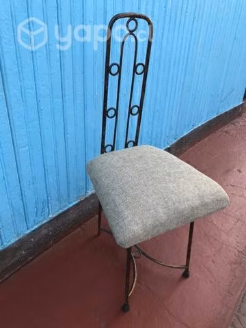 Sillas de fierro
