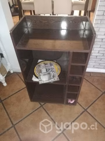 Mueble bar y botillero con ruedas