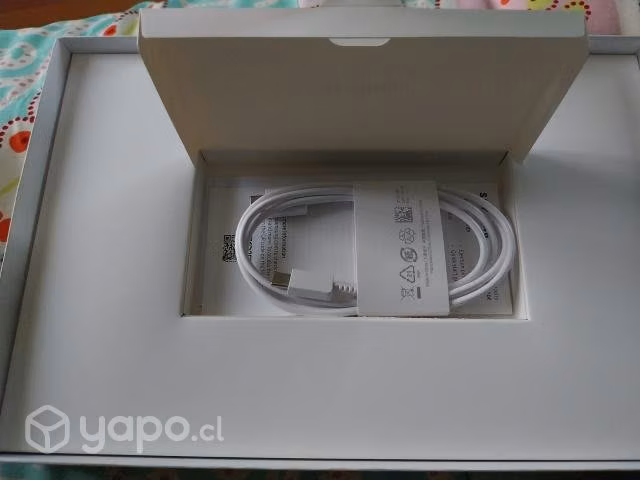 Tablet Samsung Tab A9 Plus Seminueva + Funda - Imagen 2