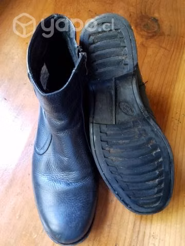 Botines HUSH PUPPIES N° 44