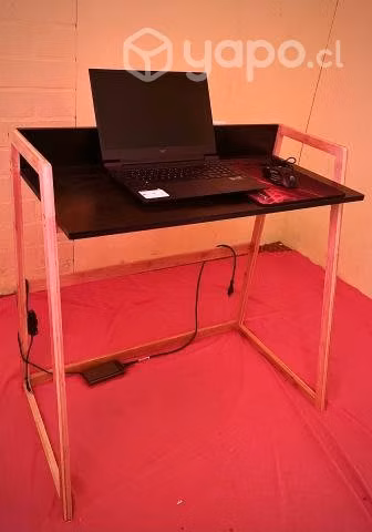 Silla Gamer Meetion + Escritorio Minimal Bamboo