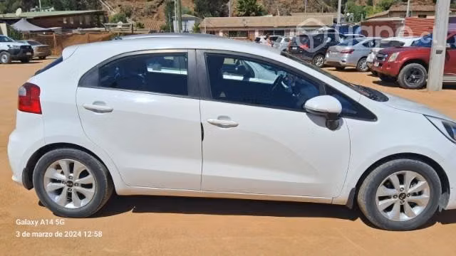 Kia rio 5 ex 1.4 mecanico - Imagen 4