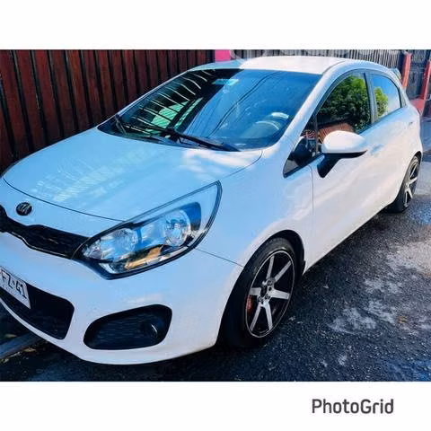 Kia Rio 5, Excelente estado. Impecable - Imagen 2