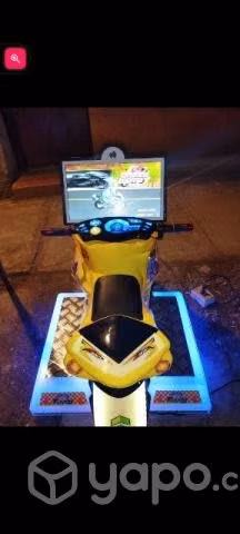 Juego con pantalla simulador de moto