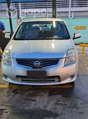 Nissan Sentra 2011