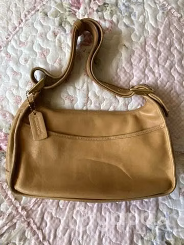 Cartera camel marca COACH original - Imagen 2