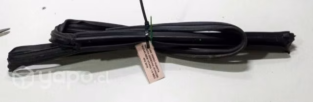 Goma Vidrio Puerta Trasera Derecha (SVN228) Suzuki