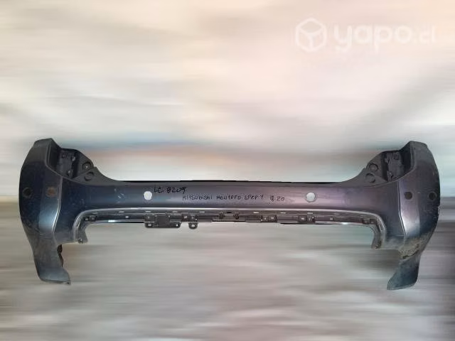 Parachoque tras mitsubishi montero sport 2018-2020