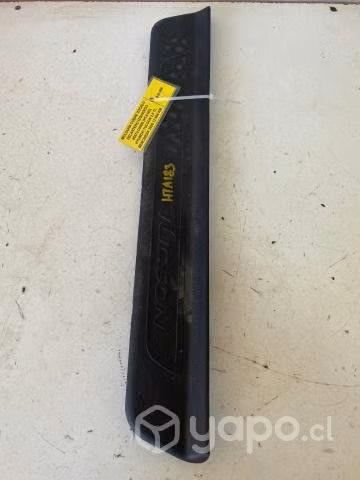 Moldura cubre zocalo del izq (HTA183) Tucson 2.0 T