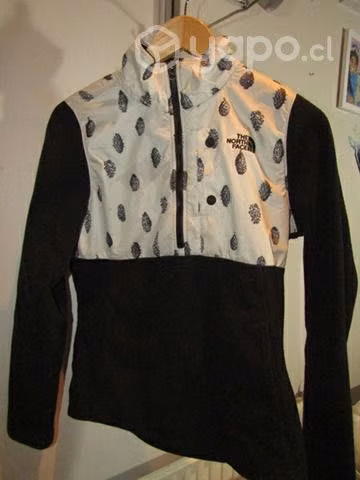 Polar marca the north face. Muy poco uso