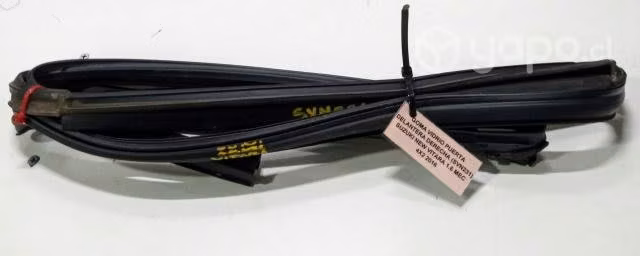 Goma Vidrio Puerta Delantera Derecha (SVN231) Suzu