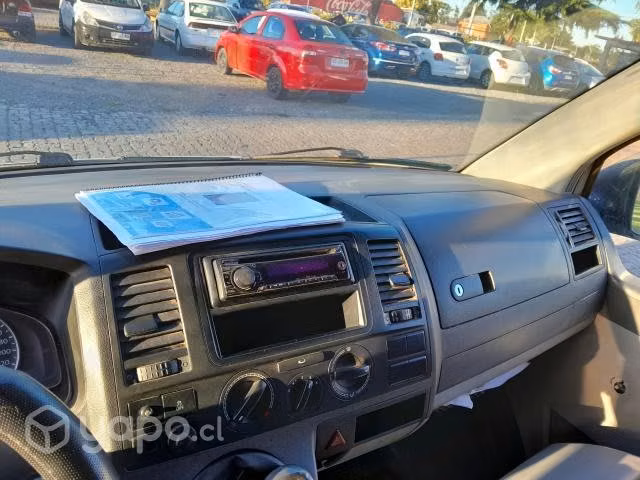 Vendo volkswagen transporter año 2012 - Imagen 3