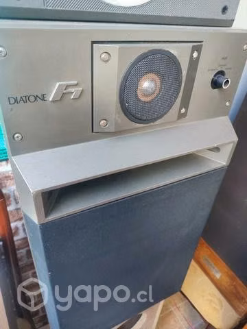 Parlantes Diatone F 1