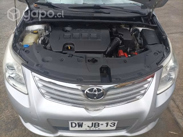 Toyota Avensis de lujo