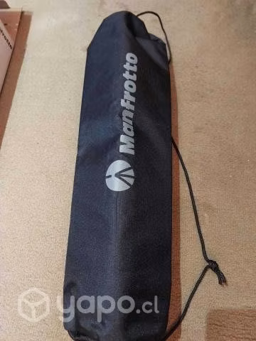 Tripode Manfrotto nuevo para cámara