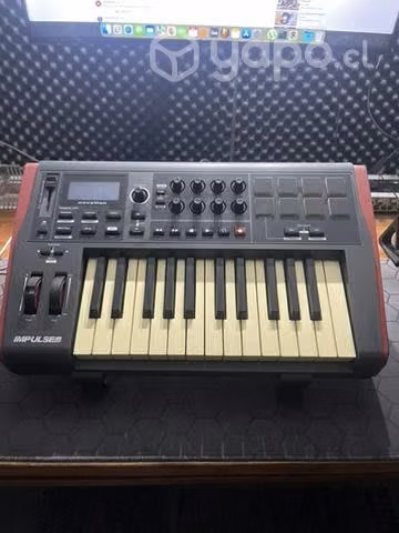 Controlador midi Novation Impulse 25 - Imagen 2