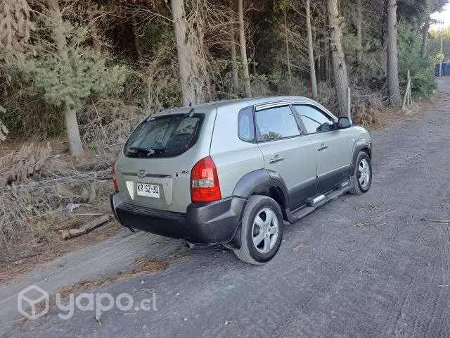 Venta o permuta Hyundai Tucson 2004 aut 4x4 diesel