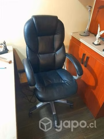 Silla Ejecutiva impecable - Imagen 3