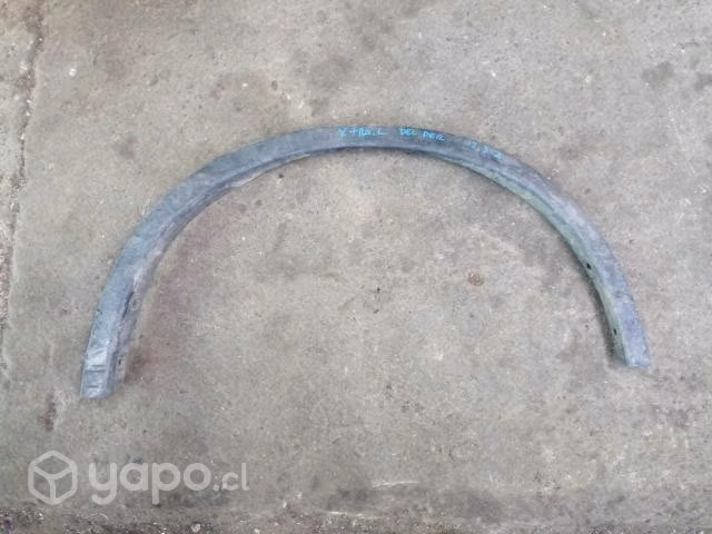 Moldura delantera derecha nissan xtrail original