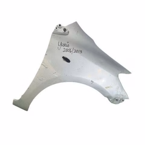 Tapabarro derecho toyota yaris 2006 2013