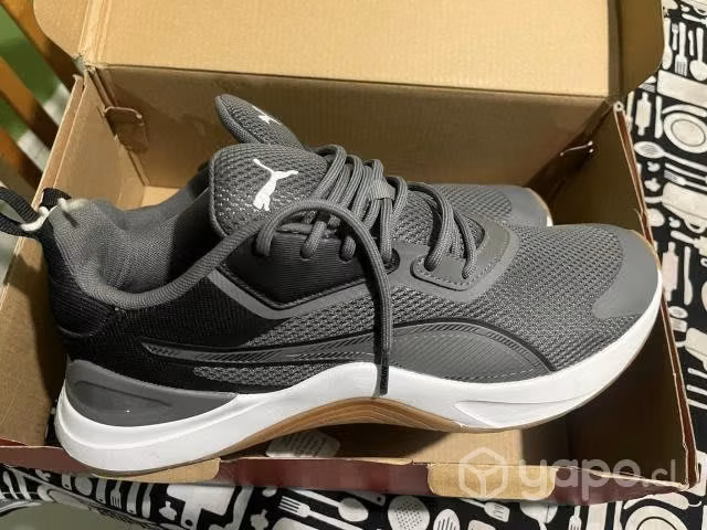 Zapatillas Puma Soft Foam +, talla 40-41